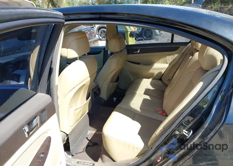 2011 Hyundai Genesis 4.6 z USA, uszkodzony, nr VIN KMHGC4DF6BU140315